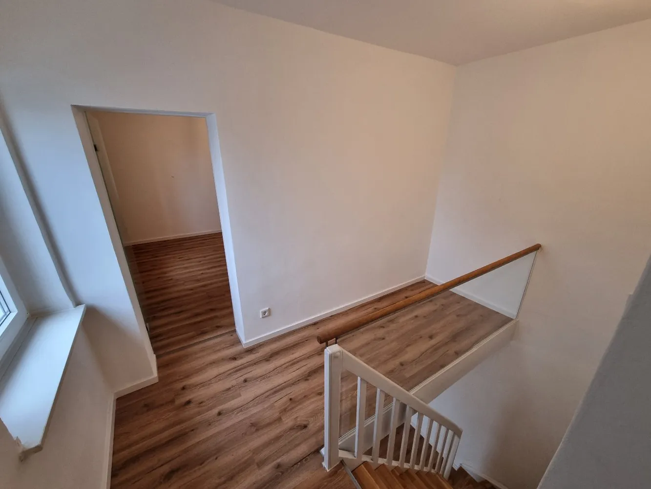 2 Zimmer Wohnung mit 66 m² in Köln – Bild 2