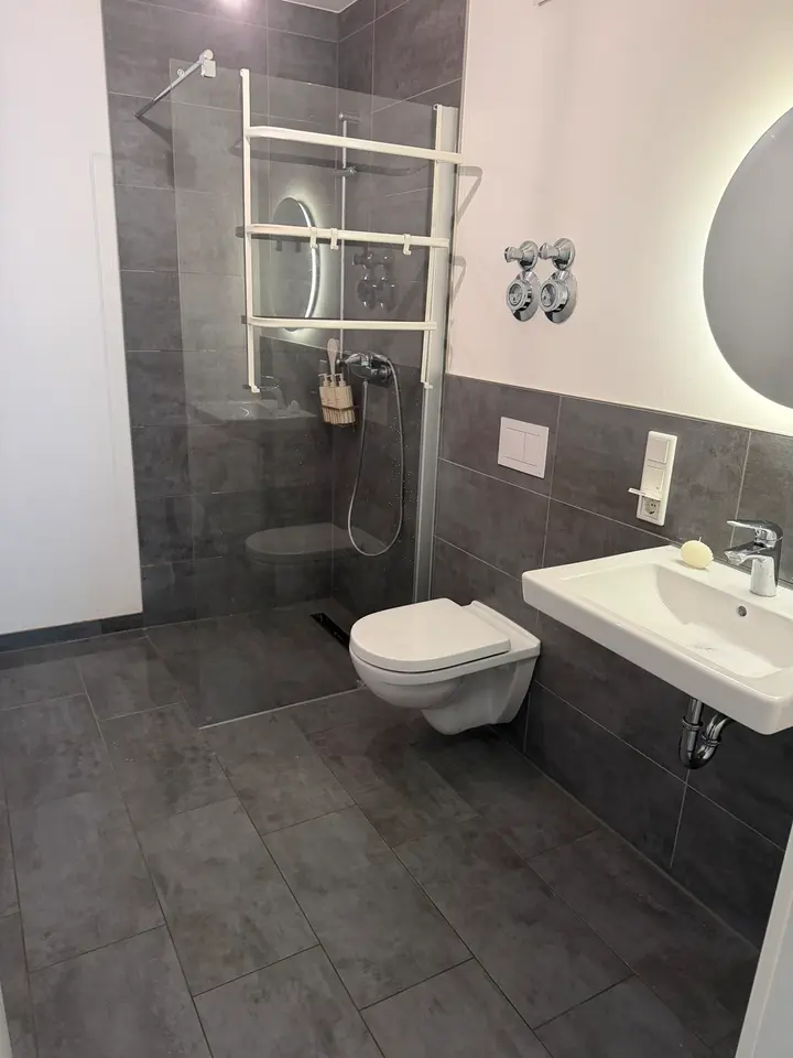 4 Zimmer Wohnung mit 100 m² in Nürnberg – Bild 4