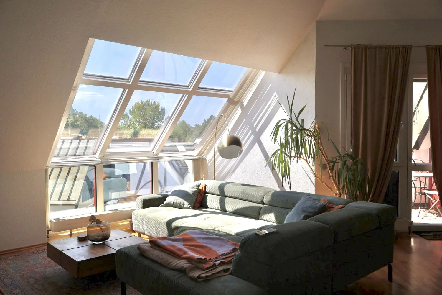 3 Zimmer Wohnung mit 120 m² in Nürnberg – Bild 1