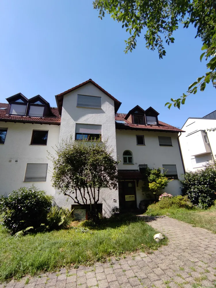 4 Zimmer Wohnung mit 78 m² in Stuttgart – Bild 2