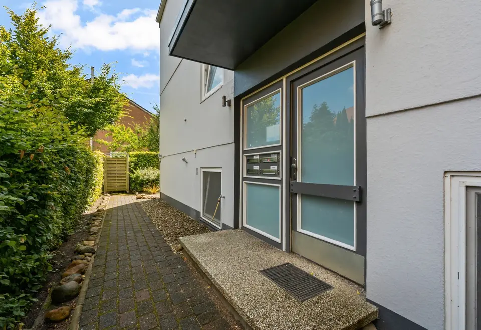 5 Zimmer Wohnung mit 127 m² in Buxtehude – Bild 2