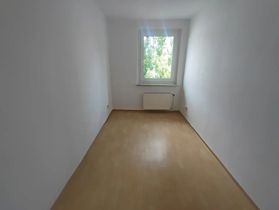 3 Zimmer Wohnung mit 58 m² in Merseburg – Bild 2