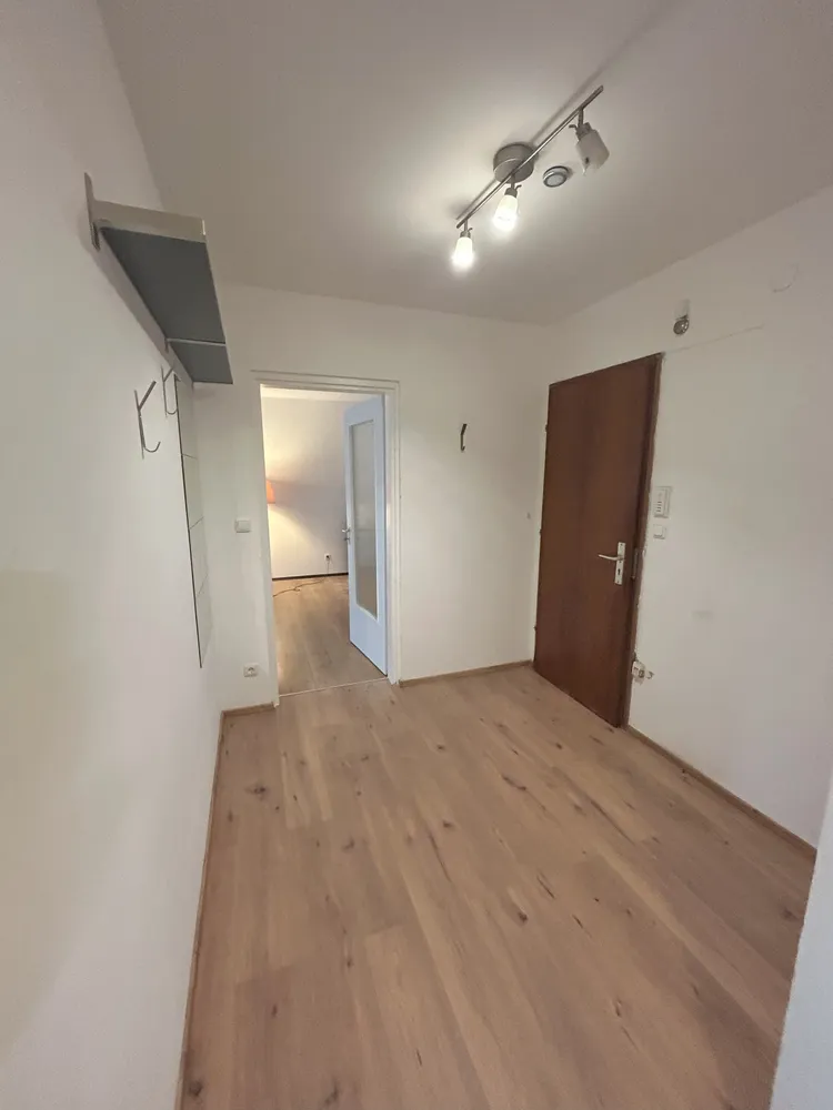 2 room apartment with 65 m² in Munich – Photo 9