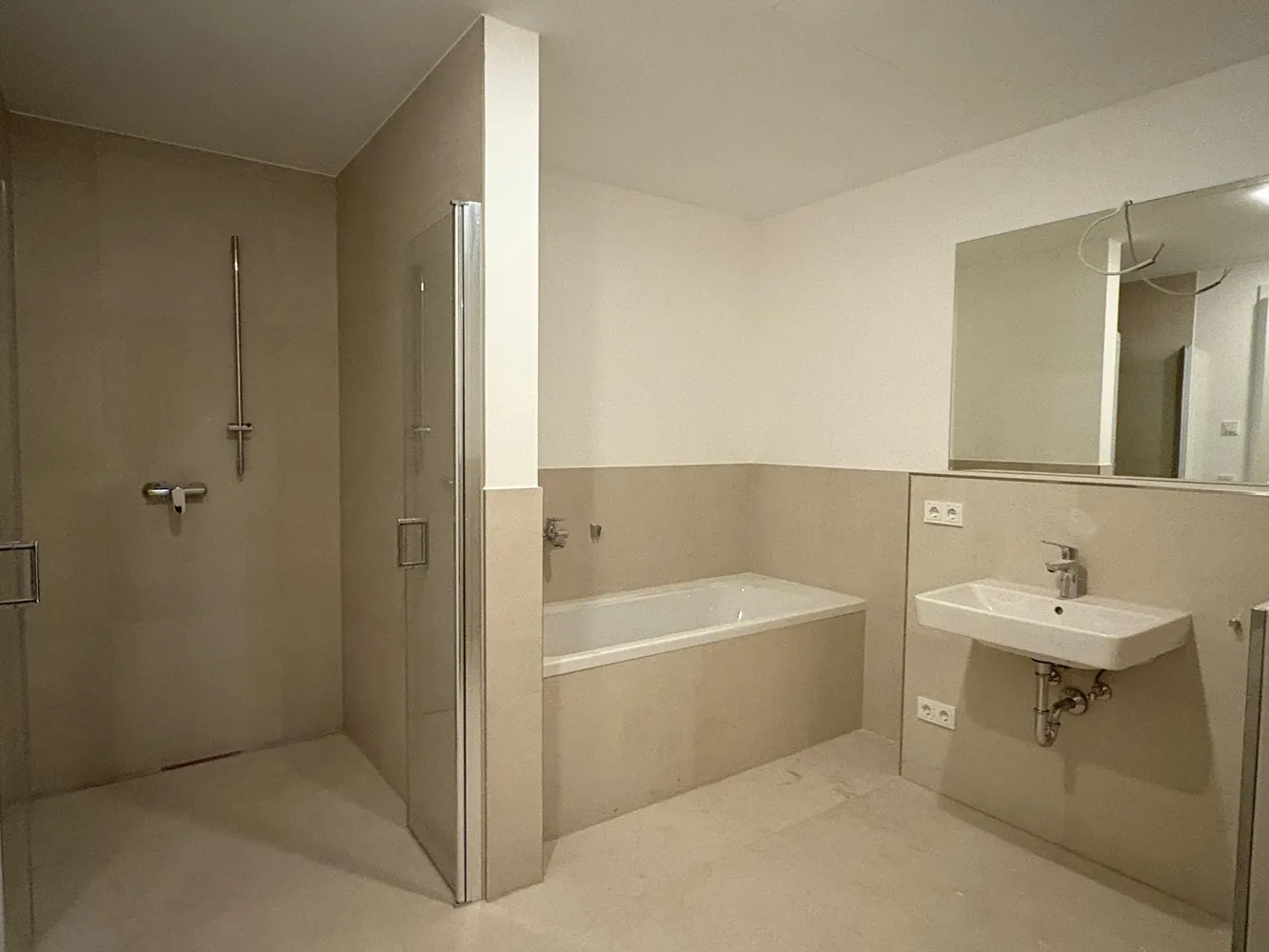 2 room apartment with 99 m² in Dresden – Photo 11