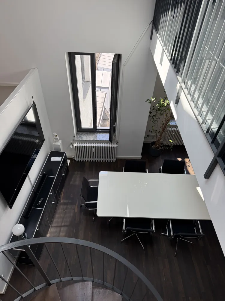4 Zimmer Wohnung mit 160 m² in München – Bild 9