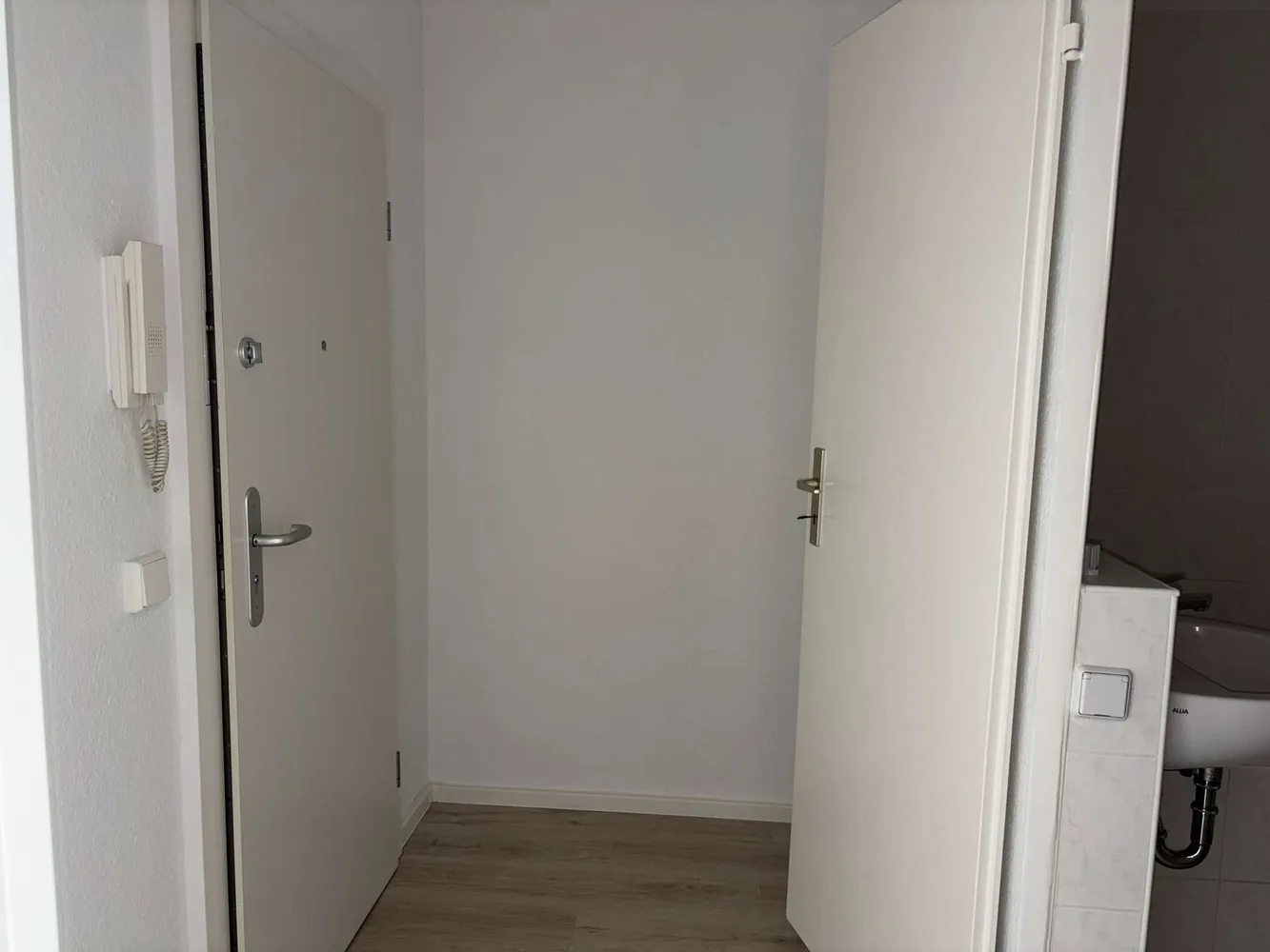 1 room apartment with 37 m² in Berlin – Photo 6