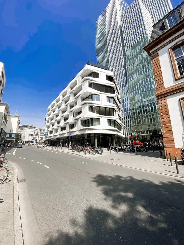 3 room apartment with 90 m² in Frankfurt am Main – Photo 2