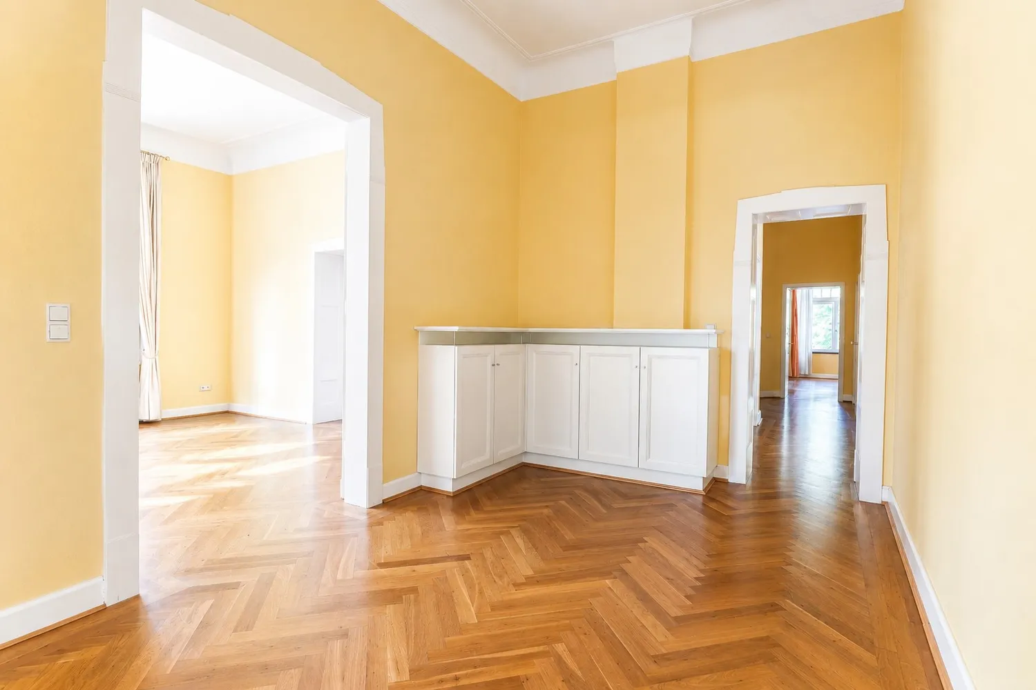5 Zimmer Wohnung mit 190 m² in Krefeld – Bild 3