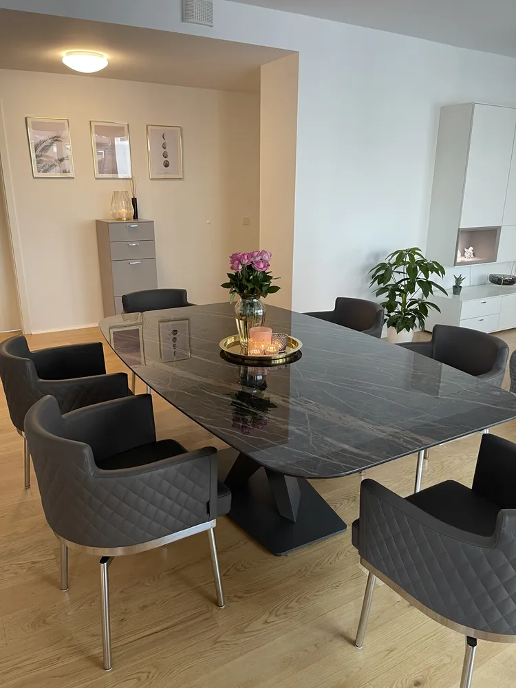 3 Zimmer Wohnung mit 102 m² in Düsseldorf – Bild 2
