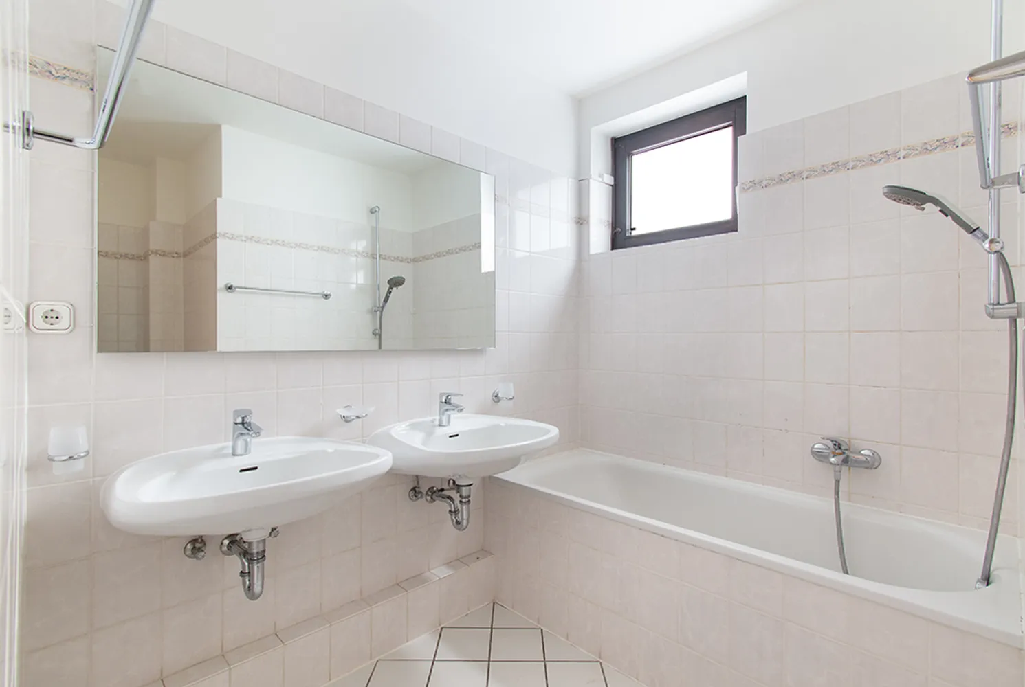 4 Zimmer Wohnung mit 139 m² in Hamburg – Bild 10