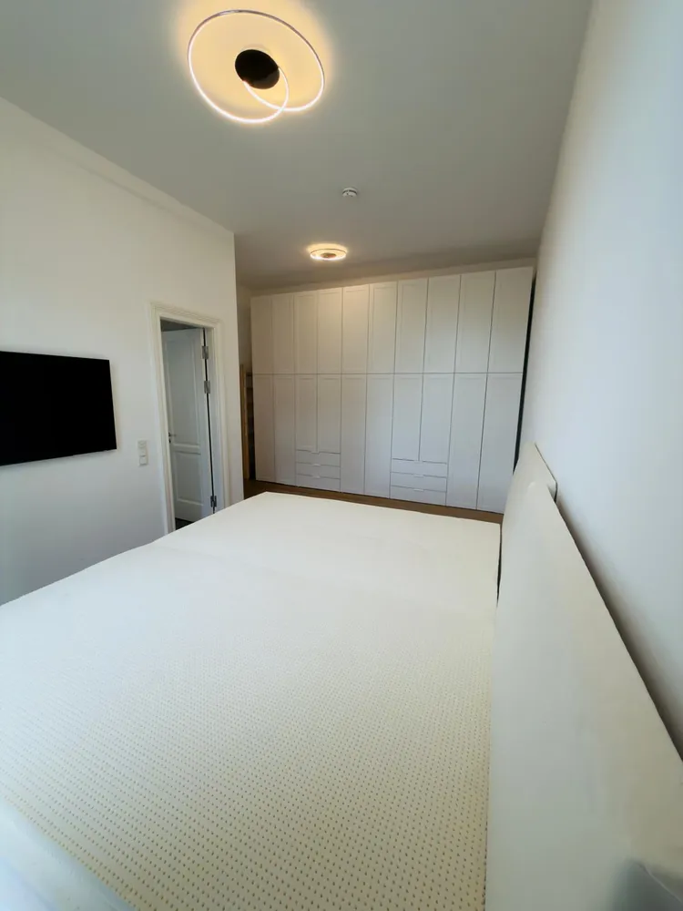 3 Zimmer Wohnung mit 135 m² in Berlin – Bild 3