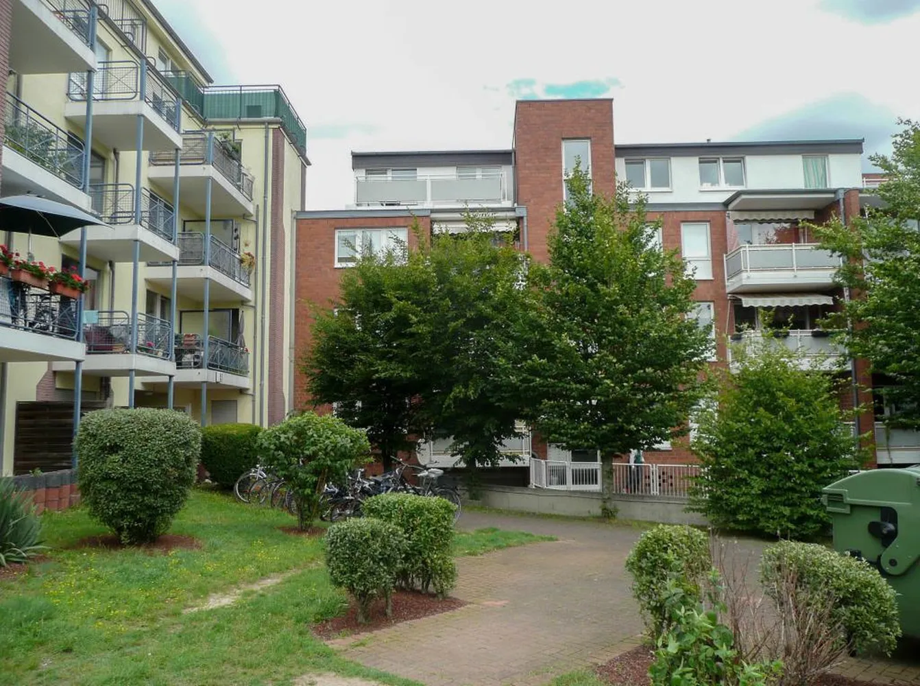 1 room apartment with 21 m² in Düsseldorf – Photo 1