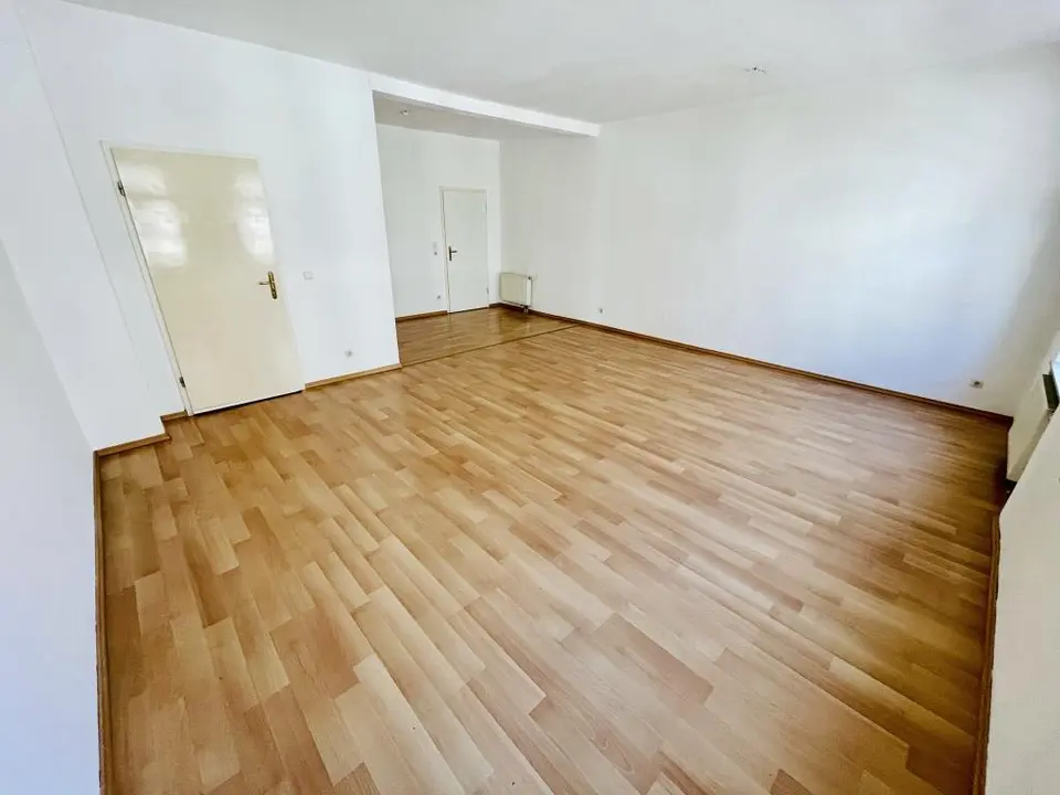 3 room apartment with 87 m² in Gera – Photo 5