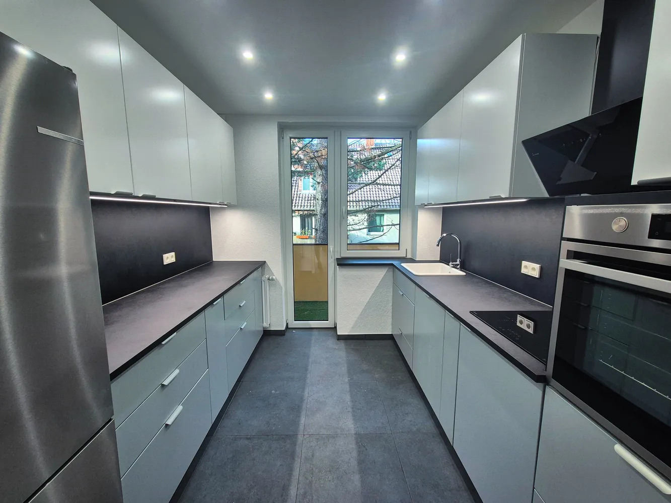 4 Zimmer Wohnung mit 90 m² in Bremerhaven – Bild 1