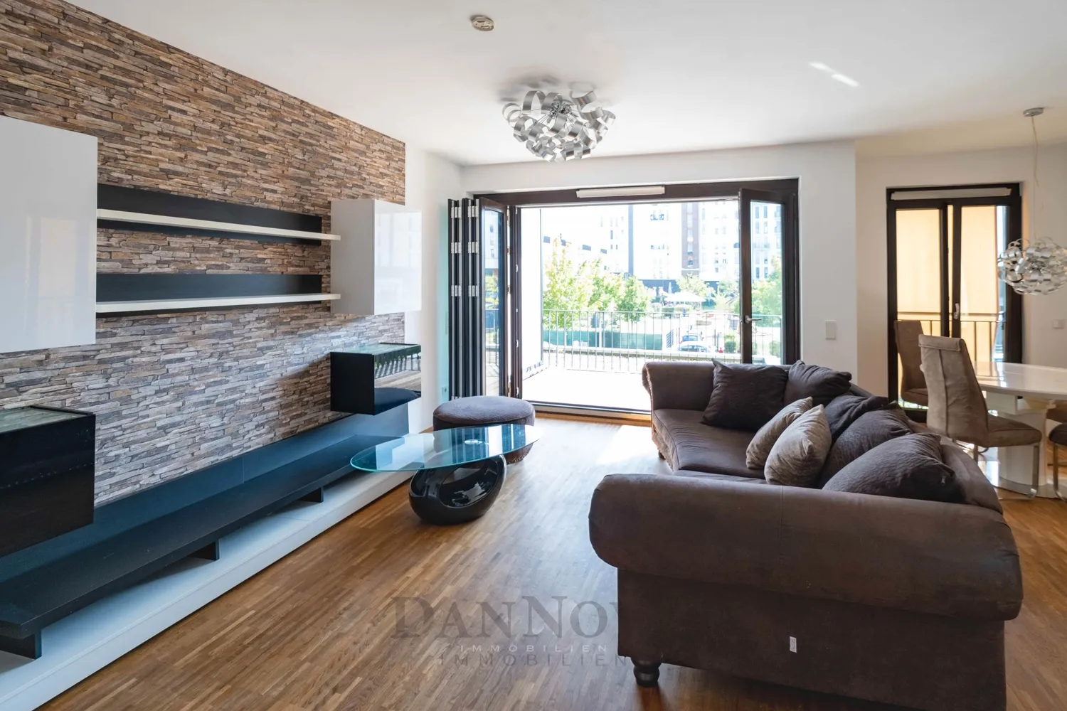 2 room apartment with 60 m² in Frankfurt am Main – Photo 6
