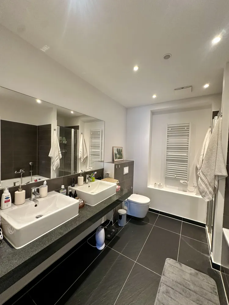2 Zimmer Wohnung mit 93 m² in Berlin – Bild 4