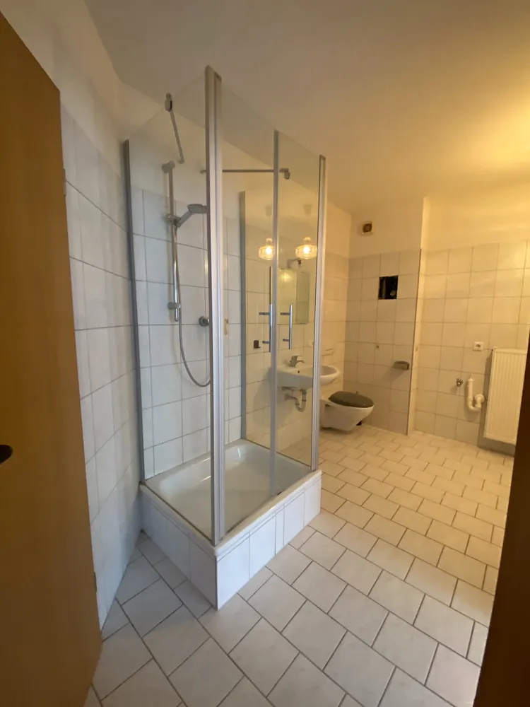2 Zimmer Wohnung mit 56 m² in Altenburg – Bild 9