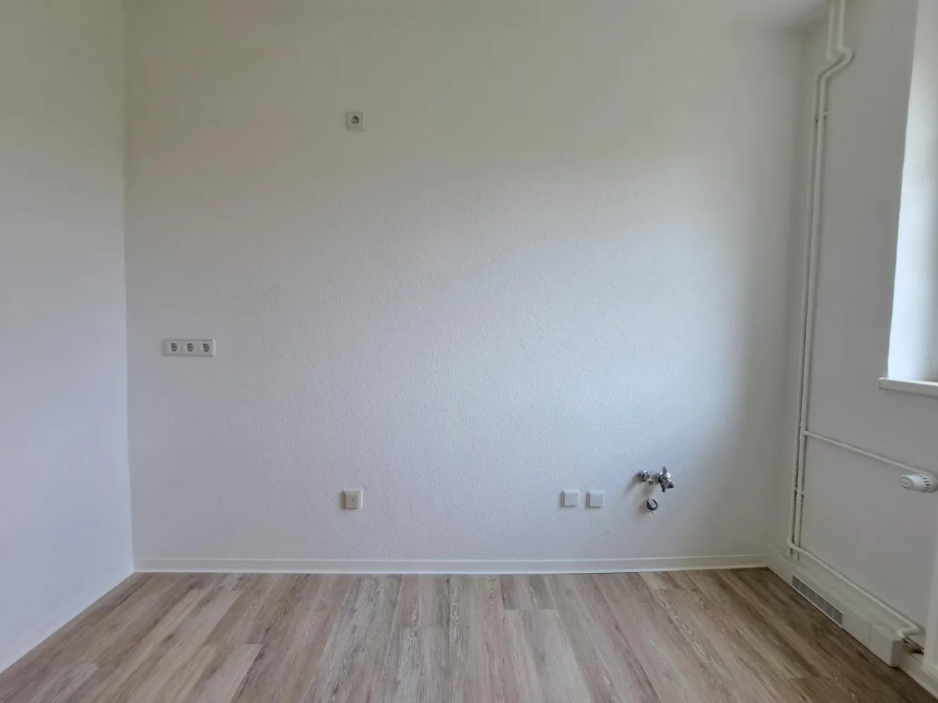 3 Zimmer Wohnung mit 67 m² in Magdeburg – Bild 2