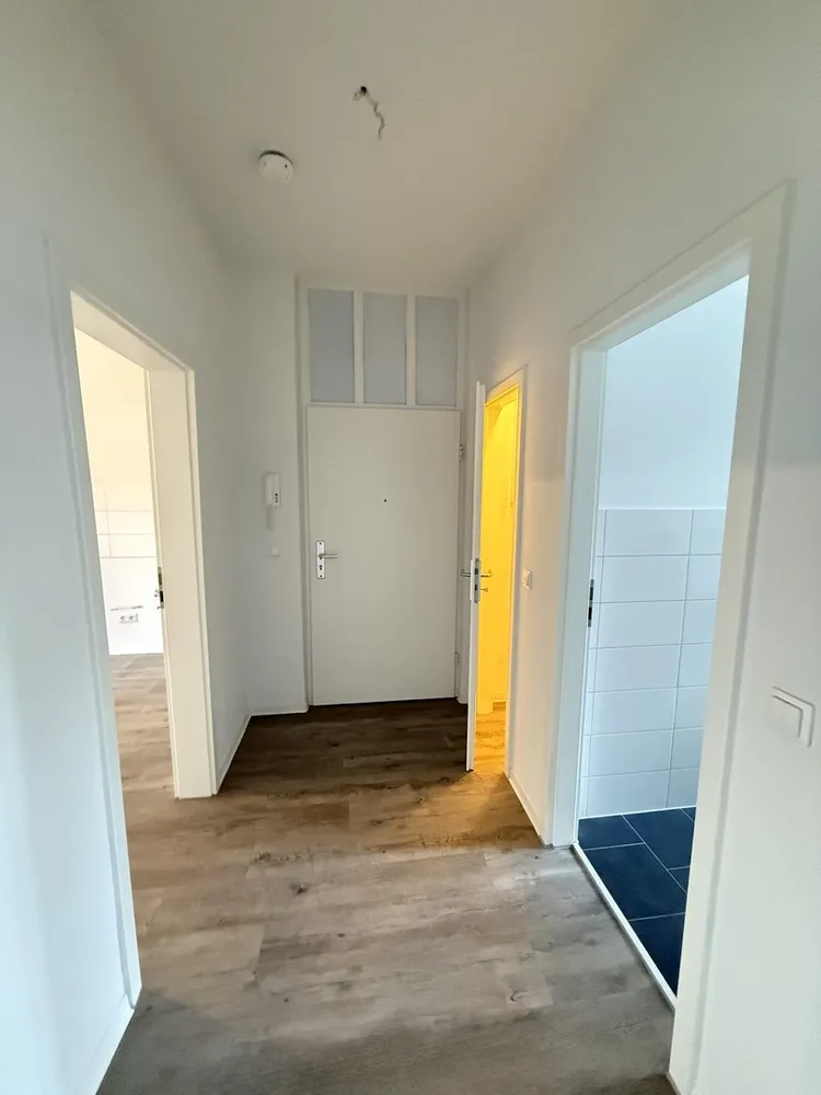 2 room apartment with 56 m² in Duisburg – Photo 12