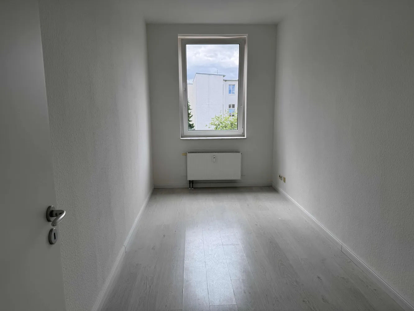 4 Zimmer Wohnung mit 92 m² in Halle (Saale) – Bild 5