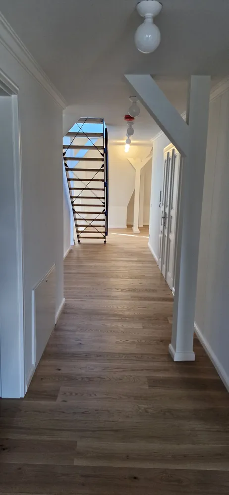 5 Zimmer Wohnung mit 210 m² in Hamburg – Bild 8