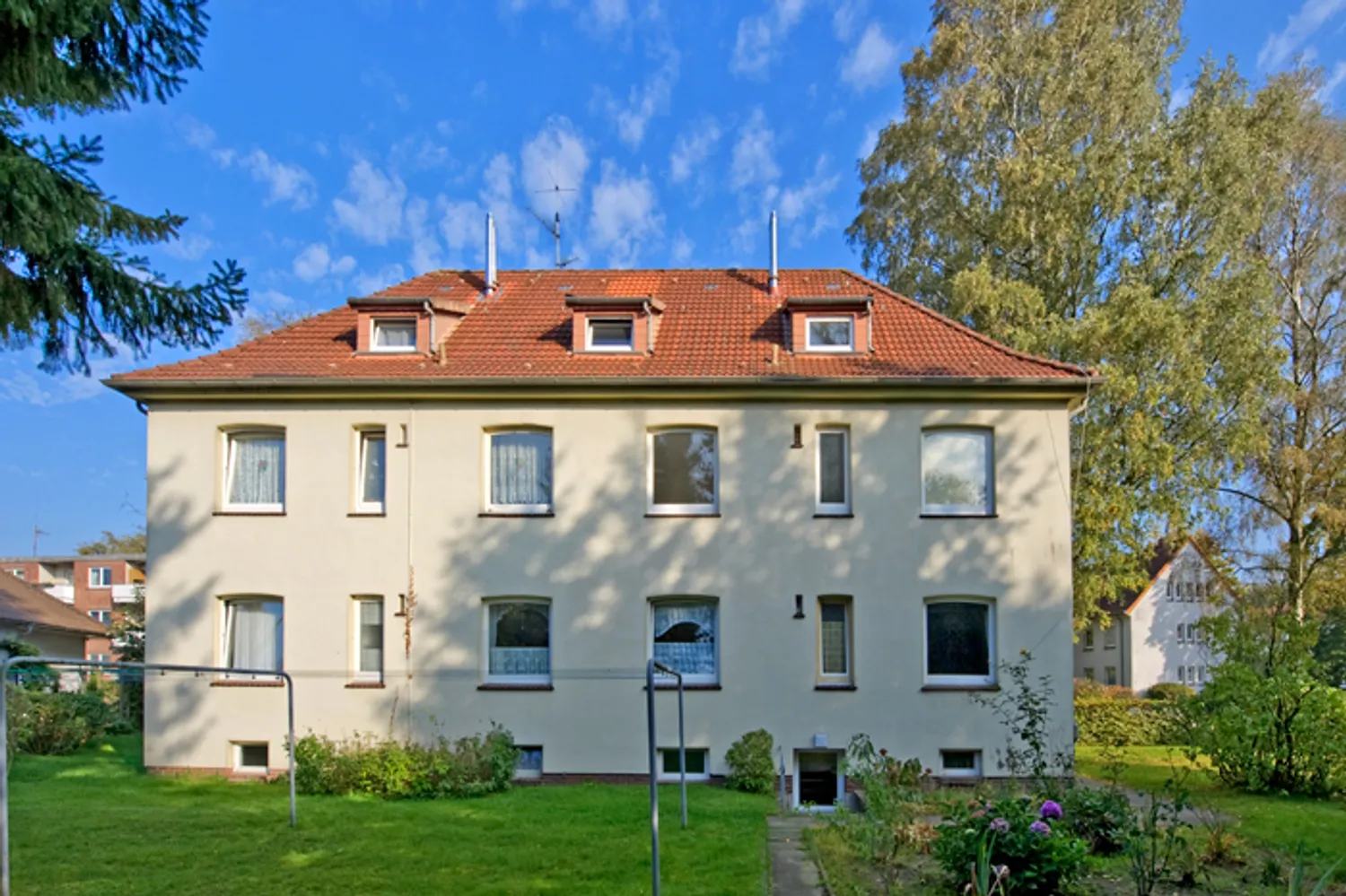 3 Zimmer Wohnung mit 74 m² in Oldenburg – Bild 2
