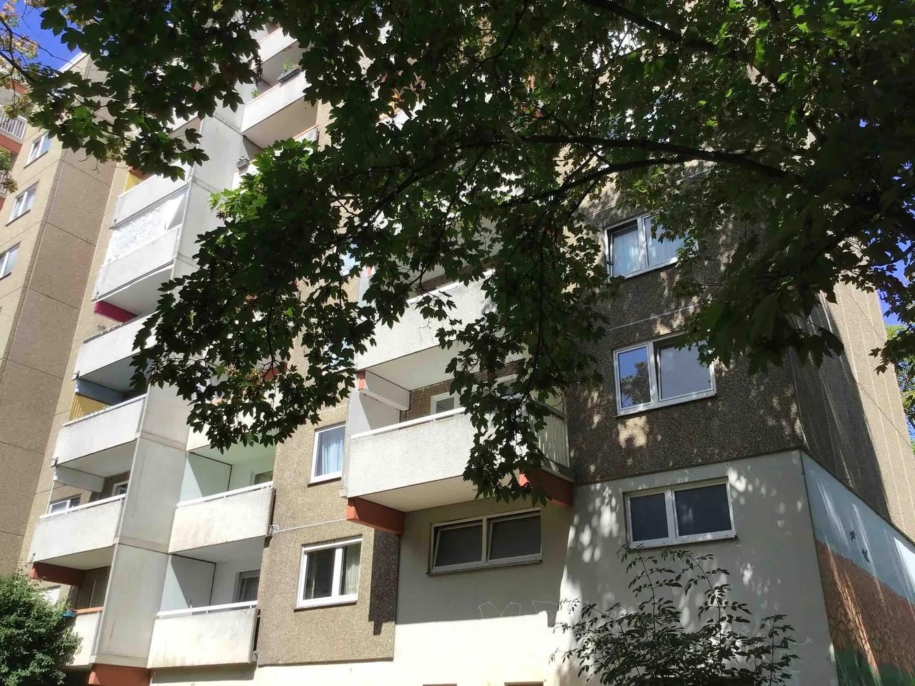 3 Zimmer Wohnung mit 79 m² in Wiesbaden – Bild 3