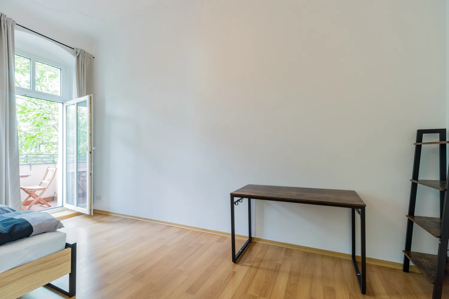 2 Zimmer Wohnung mit 75 m² in Berlin – Bild 4