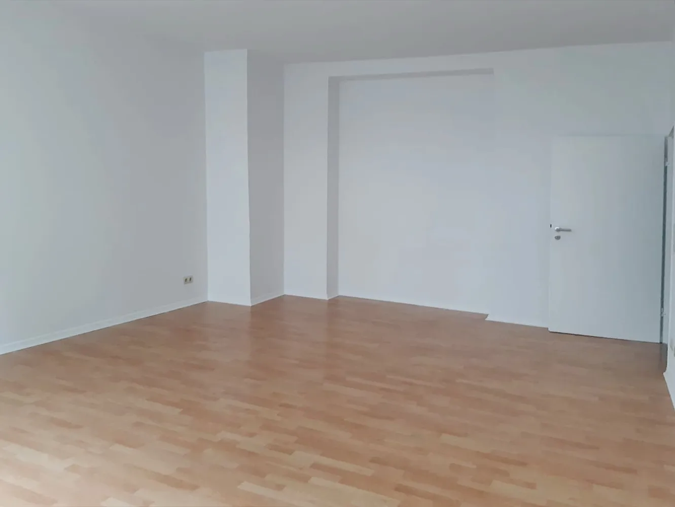 3 Zimmer Wohnung mit 89 m² in Düsseldorf – Bild 2