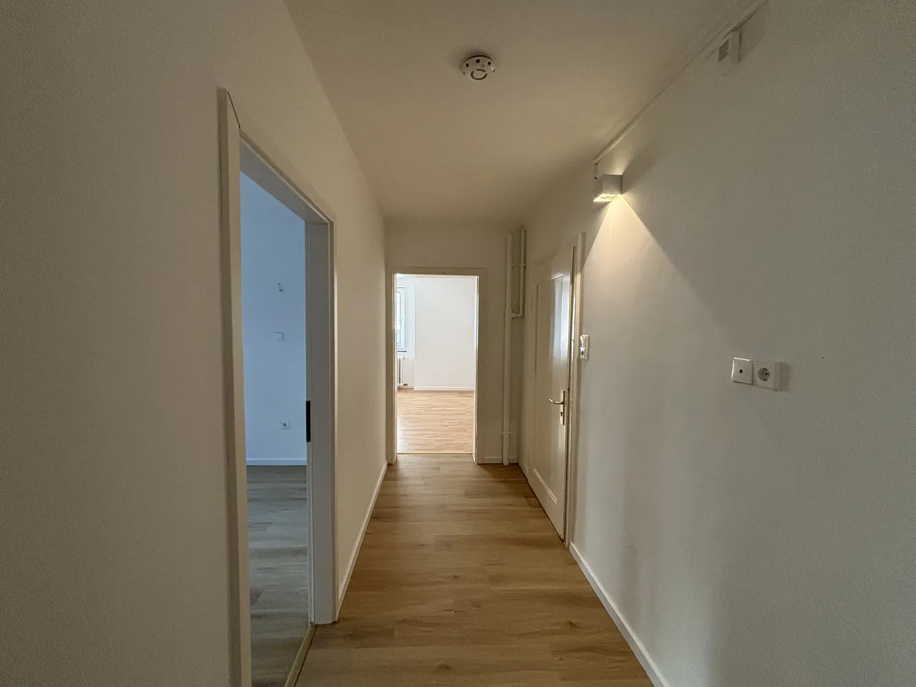 1 room apartment with 18 m² in Stuttgart – Photo 3