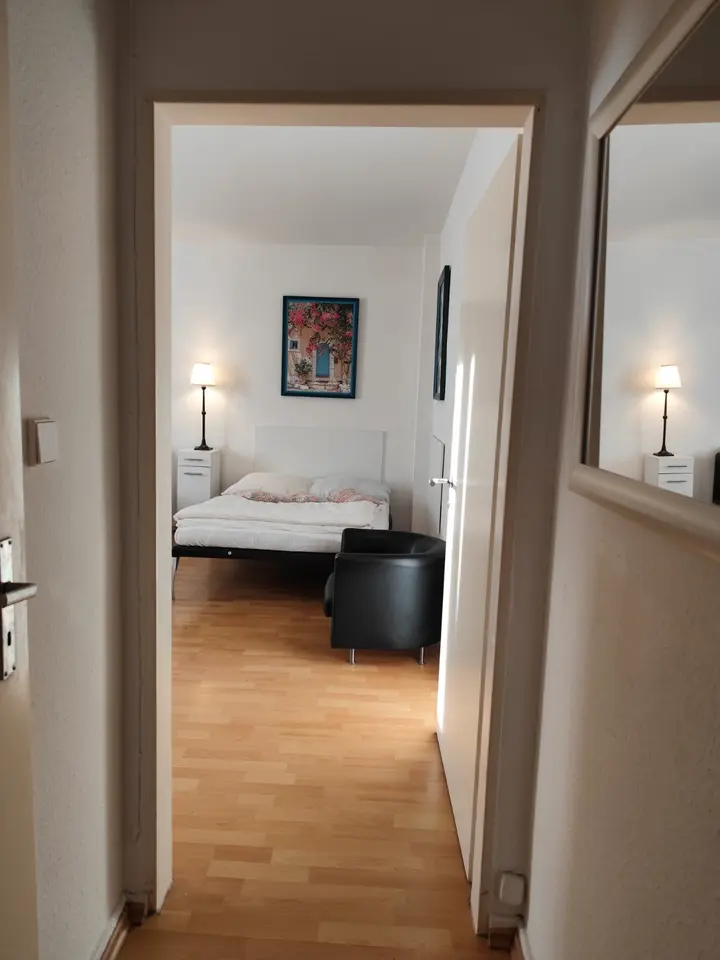 WG-Zimmer mit 35 m² in Frankfurt am Main – Bild 5