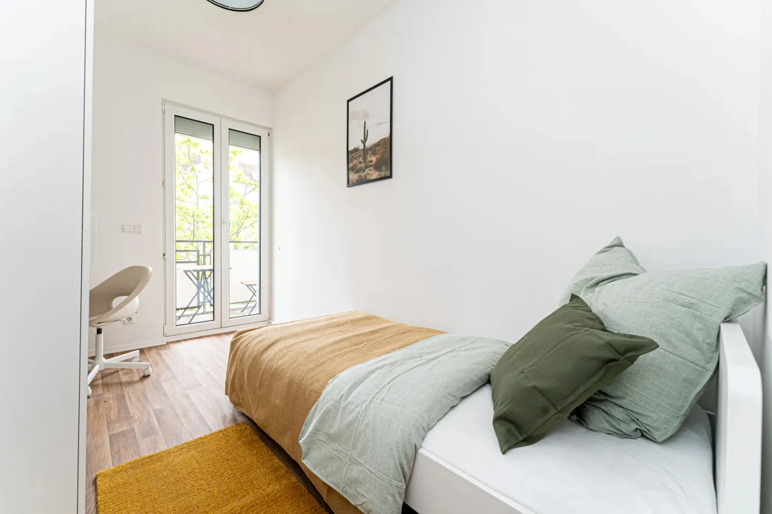 Shared room with 10 m² in Berlin – Photo 3