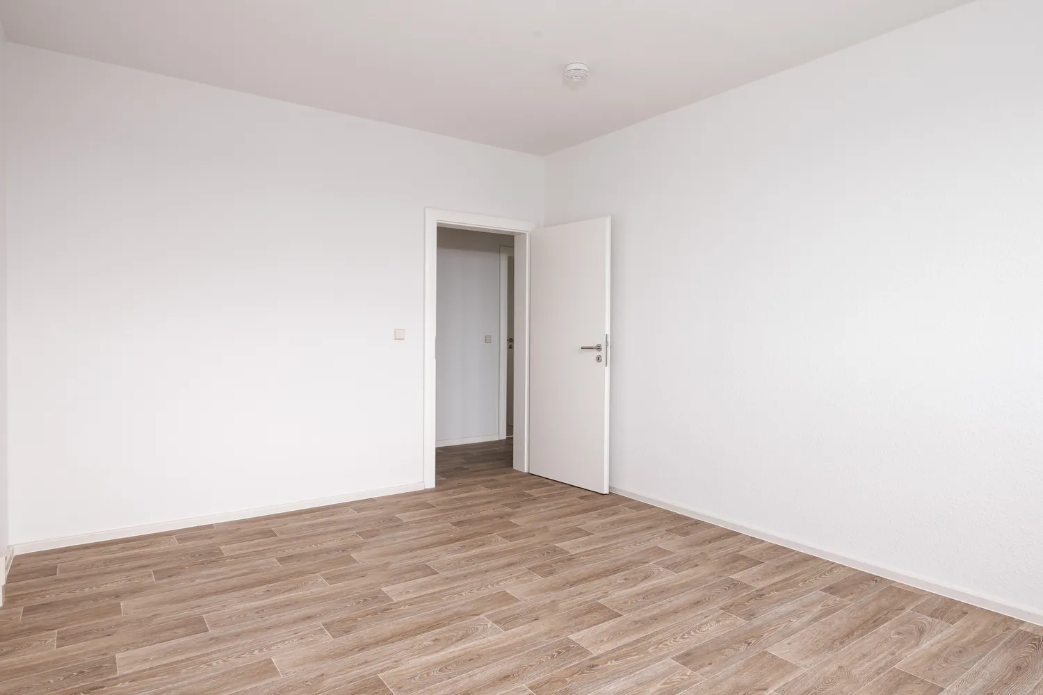 3 Zimmer Wohnung mit 62 m² in Weißenfels – Bild 10
