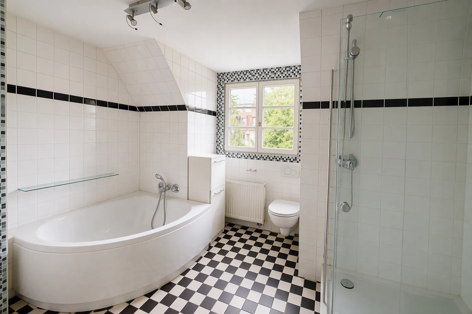 5 Zimmer Wohnung mit 226 m² in Düsseldorf – Bild 8