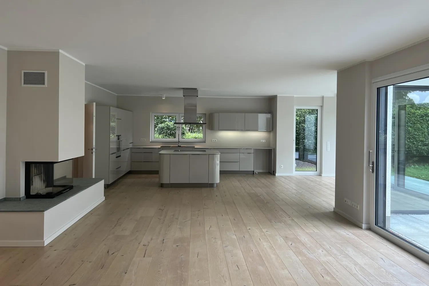 4 Zimmer Wohnung mit 185 m² in Essen – Bild 1