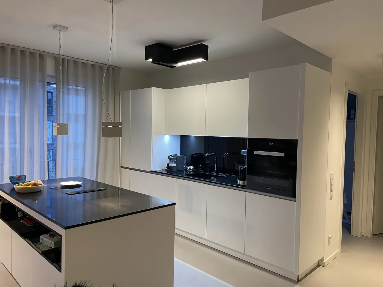 4 Zimmer Wohnung mit 128 m² in Düsseldorf – Bild 2