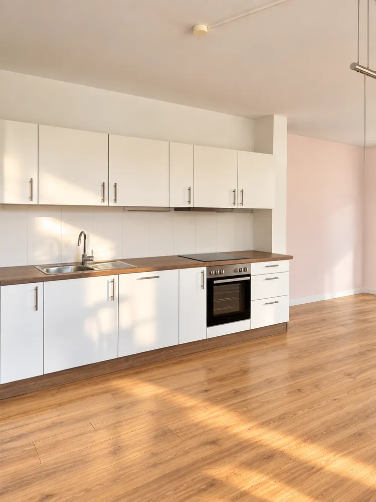 2 Zimmer Wohnung mit 91 m² in Lübeck – Bild 2