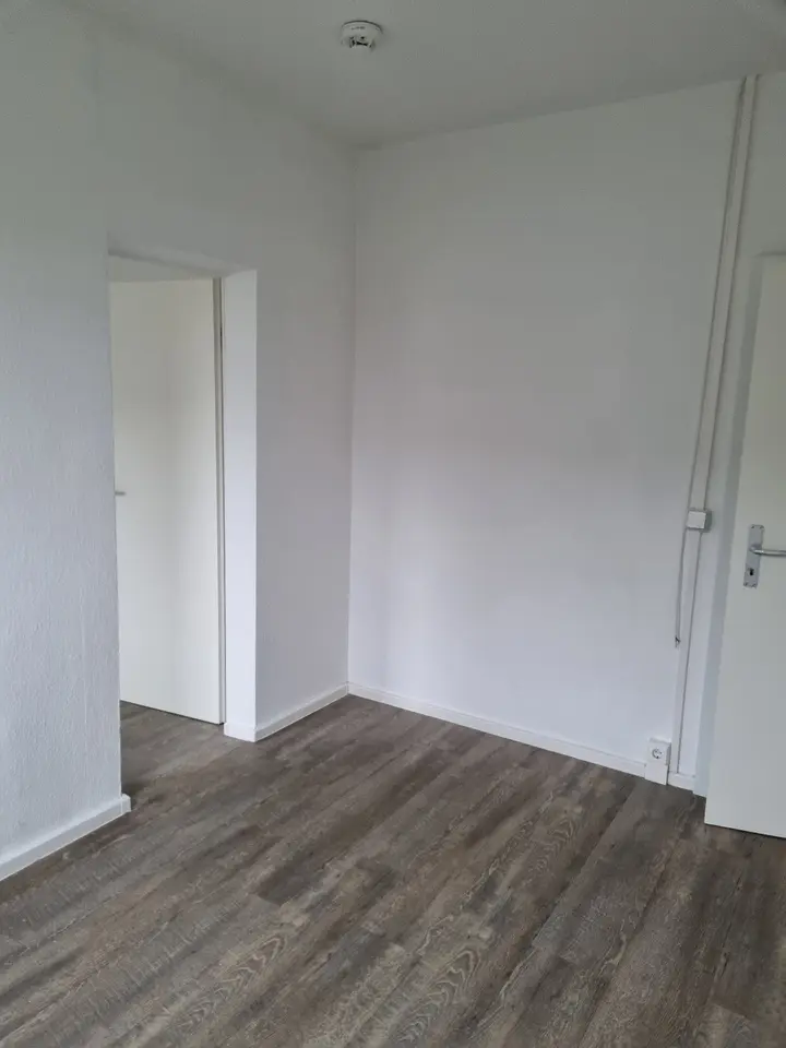 4 Zimmer Wohnung mit 65 m² in Halle (Saale) – Bild 3