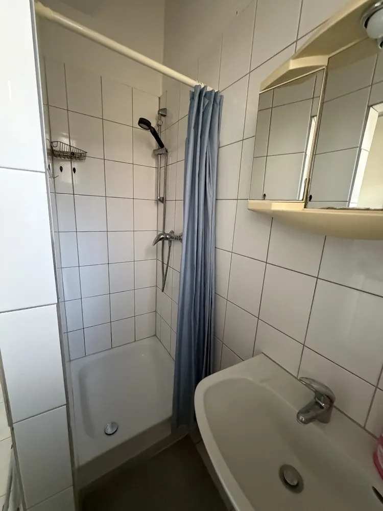 1 room apartment with 38 m² in Frankfurt am Main – Photo 9