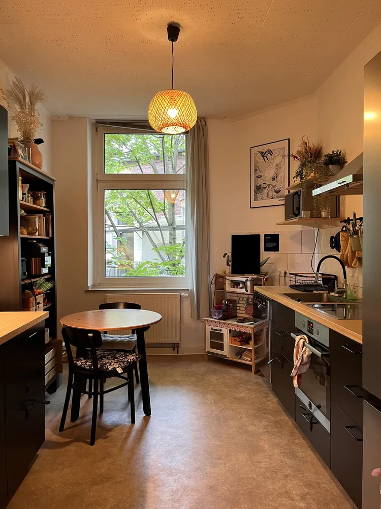3 Zimmer Wohnung mit 90 m² in Düsseldorf – Bild 2