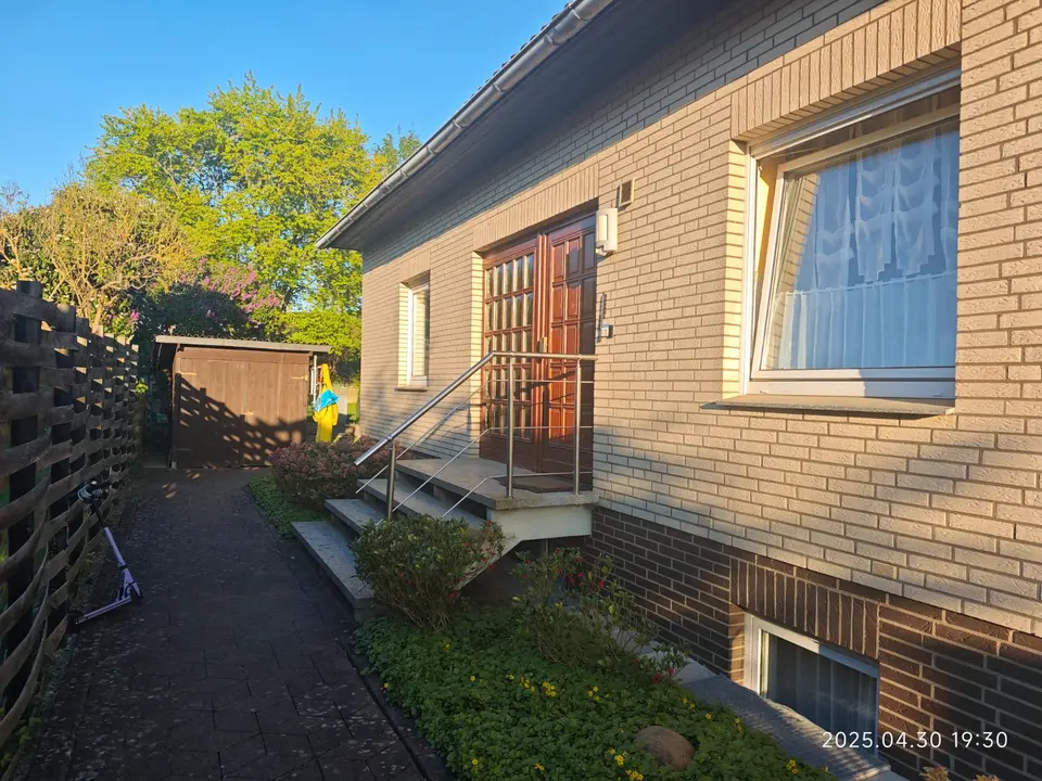 7 Zimmer Wohnung mit 200 m² in Wolfsburg – Bild 3