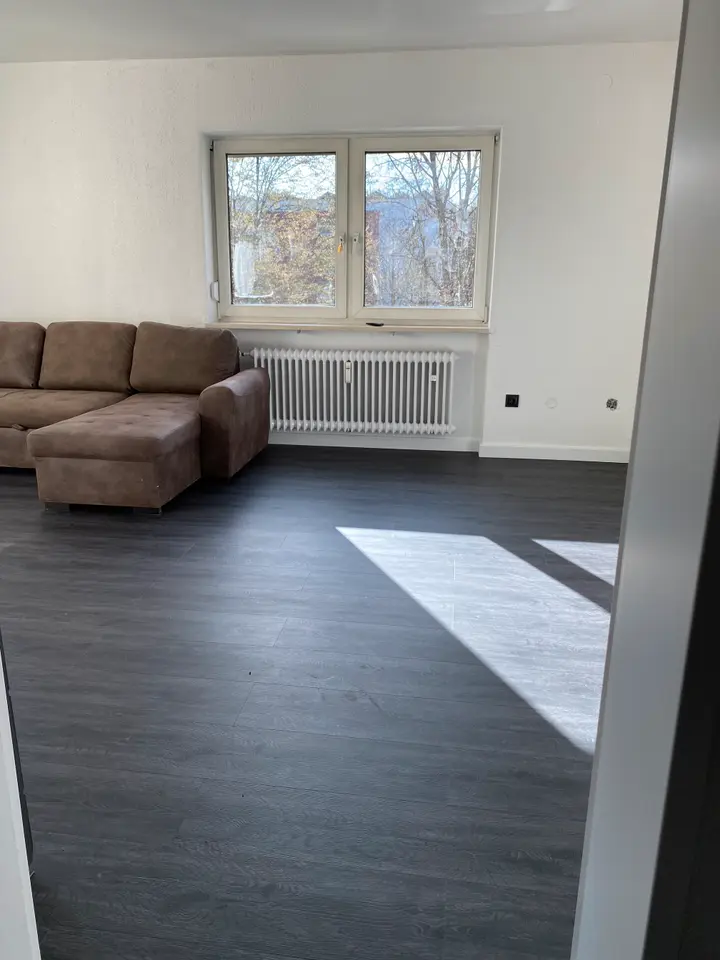 2 Zimmer Wohnung mit 60 m² in Regensburg – Bild 2