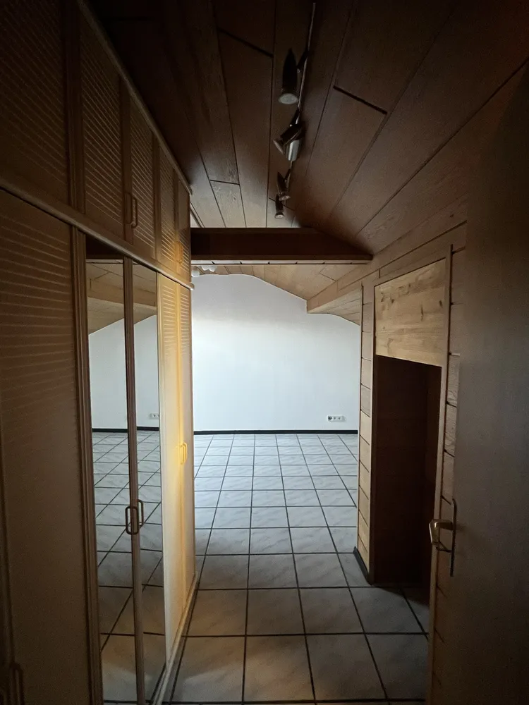 3 Zimmer Wohnung mit 100 m² in Düren – Bild 4