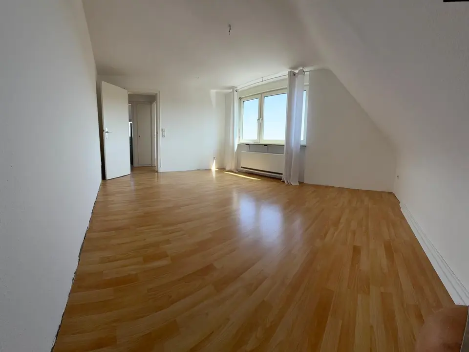 4 Zimmer Wohnung mit 66 m² in Stuttgart – Bild 1