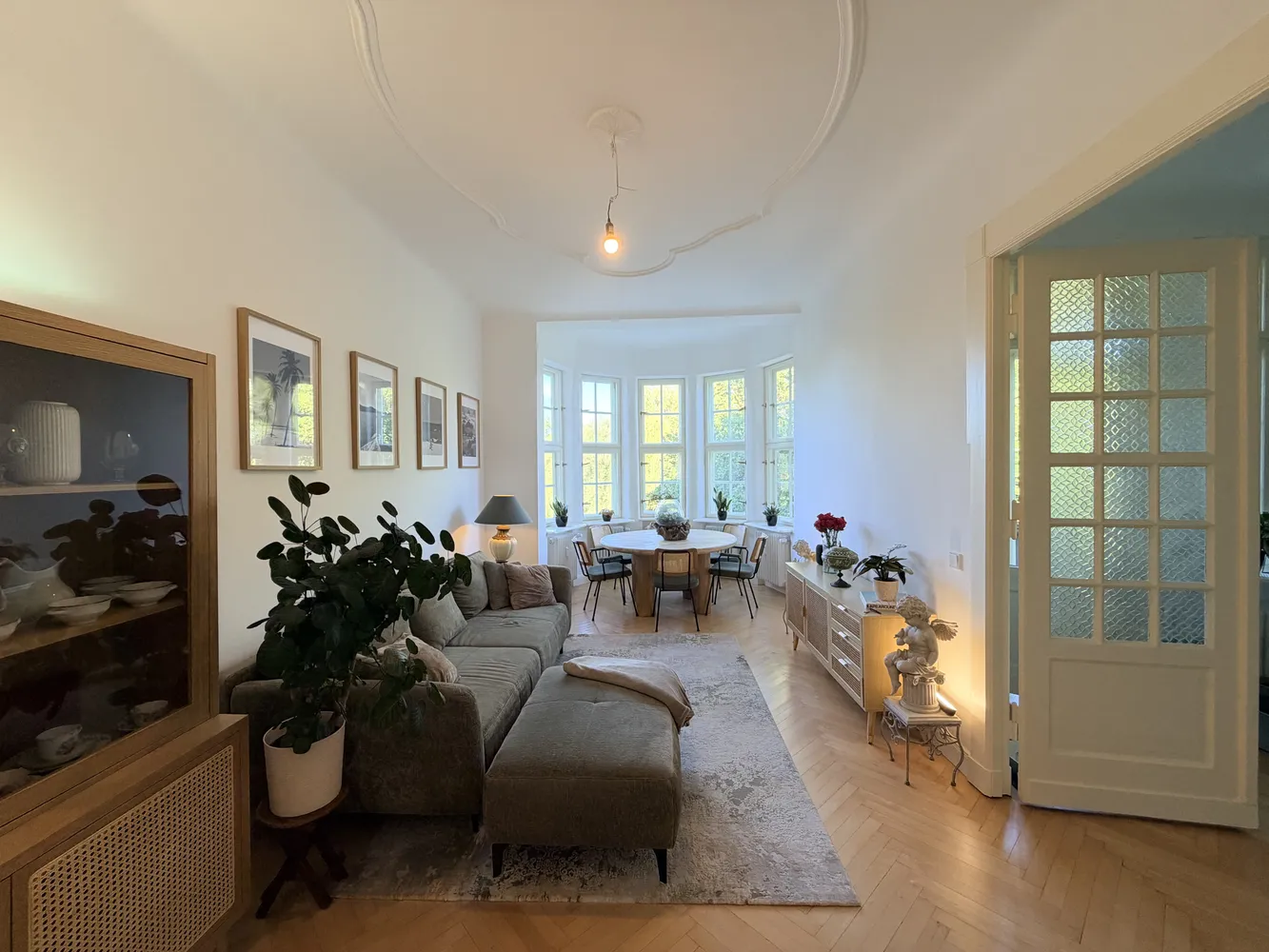 2 room apartment with 115 m² in Berlin – Photo 6