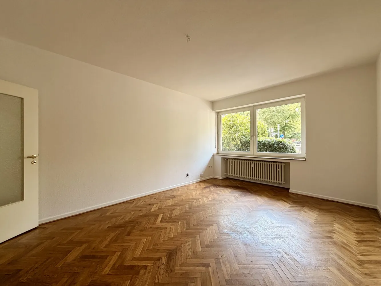3 Zimmer Wohnung mit 109 m² in Düsseldorf – Bild 4