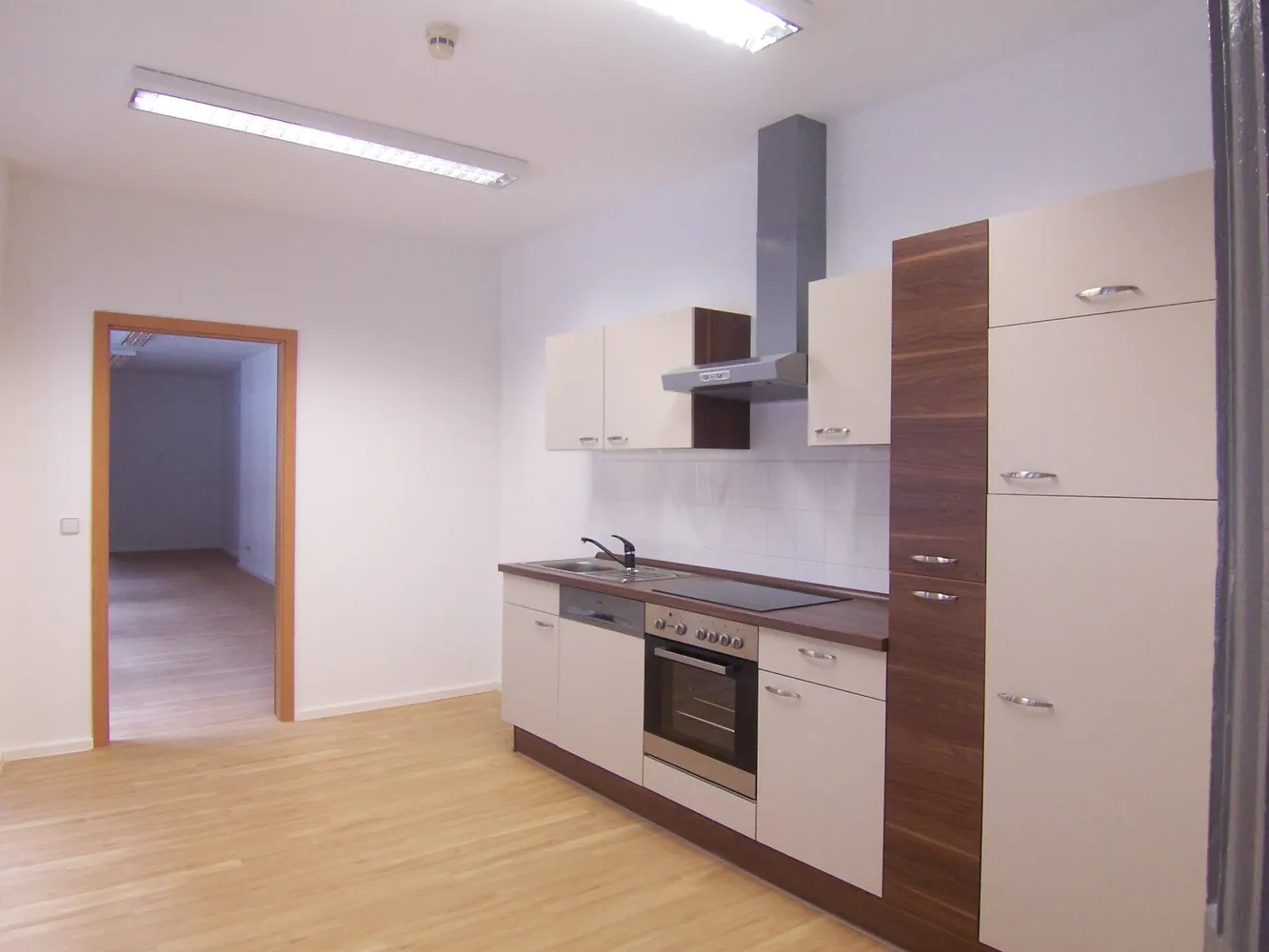10 Zimmer Wohnung mit 3400 m² in Leipzig – Bild 9