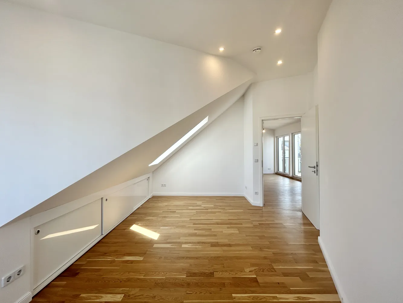 2 Zimmer Wohnung mit 60 m² in Berlin – Bild 4