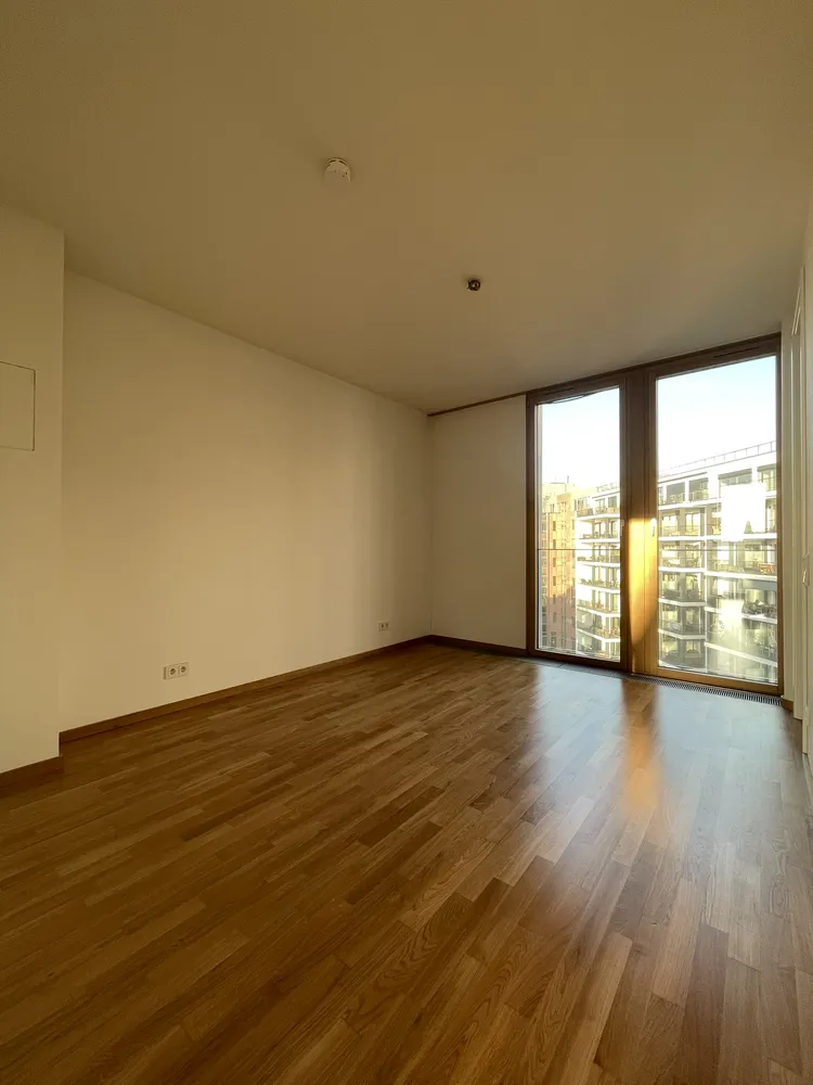 2 room apartment with 83 m² in Berlin – Photo 4