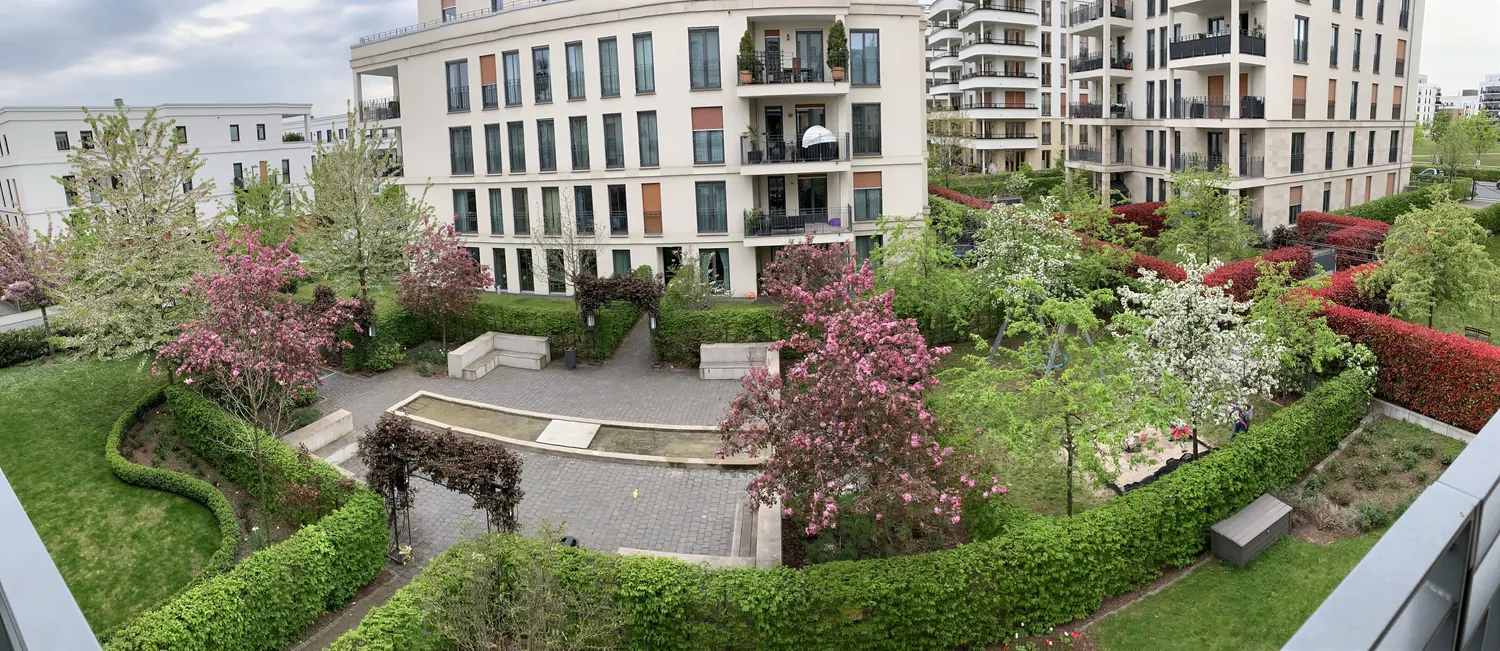 4 room apartment with 118 m² in Frankfurt am Main – Photo 1